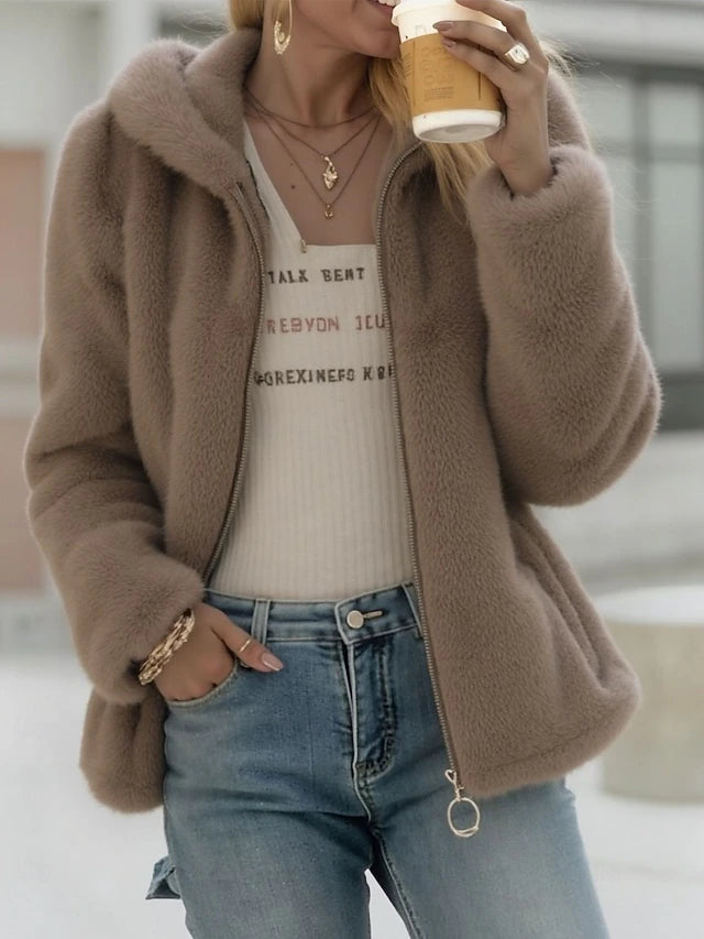 Giacca invernale con cappuccio